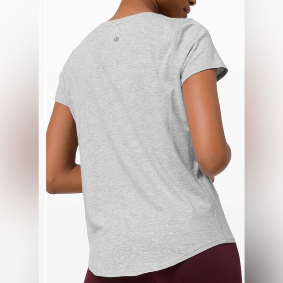 Lululemon Love Tee V - Picture 3 of 7